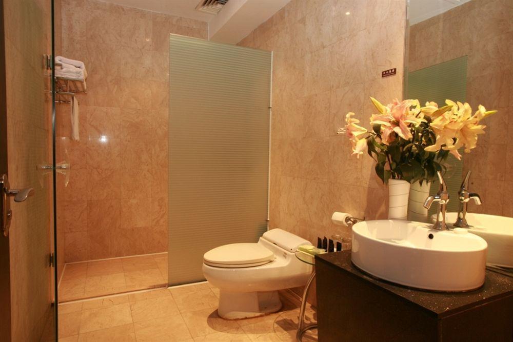 Base-Sanlitun Serviced Apartment 北京 エクステリア 写真