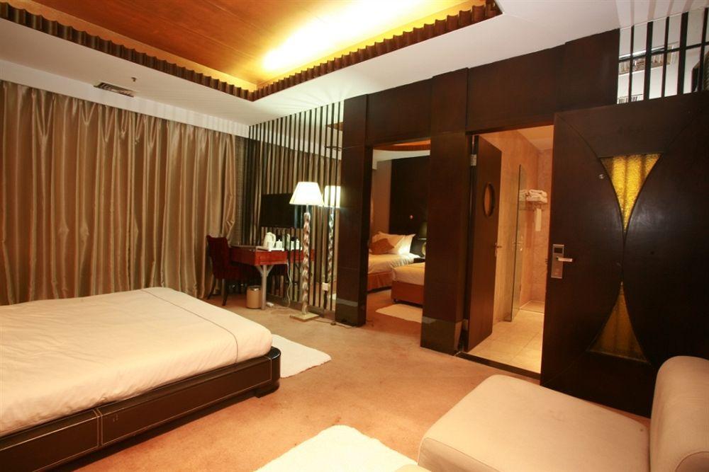 Base-Sanlitun Serviced Apartment 北京 エクステリア 写真